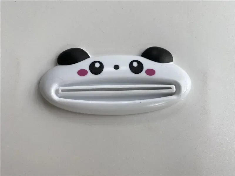1pcs Cute Animal Multifunction Squeezer / Toothpaste Squeezer Home Commodity Bathroom Tube Cartoon Toothpaste Dispenser