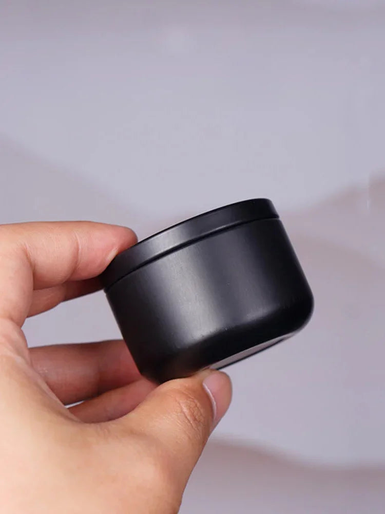 1PCS Portable Tea Can Thick Iron Vanilla Sealed Jar Spice Storage Box Deodorant Container Box Kitchen Gadgets