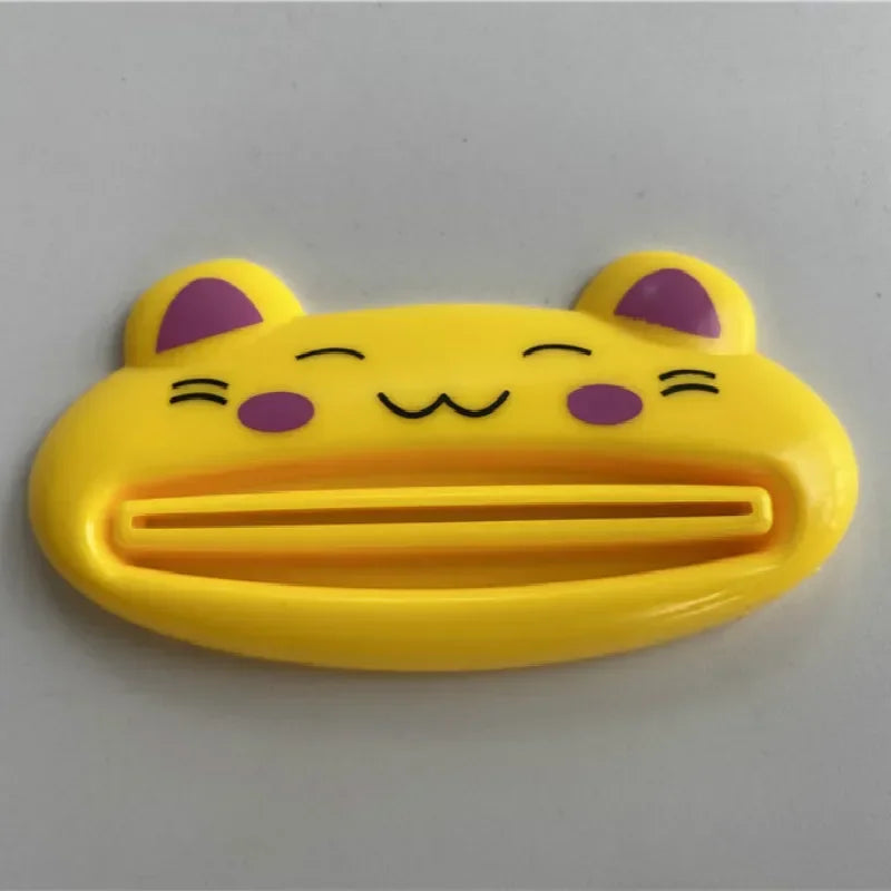 1pcs Cute Animal Multifunction Squeezer / Toothpaste Squeezer Home Commodity Bathroom Tube Cartoon Toothpaste Dispenser