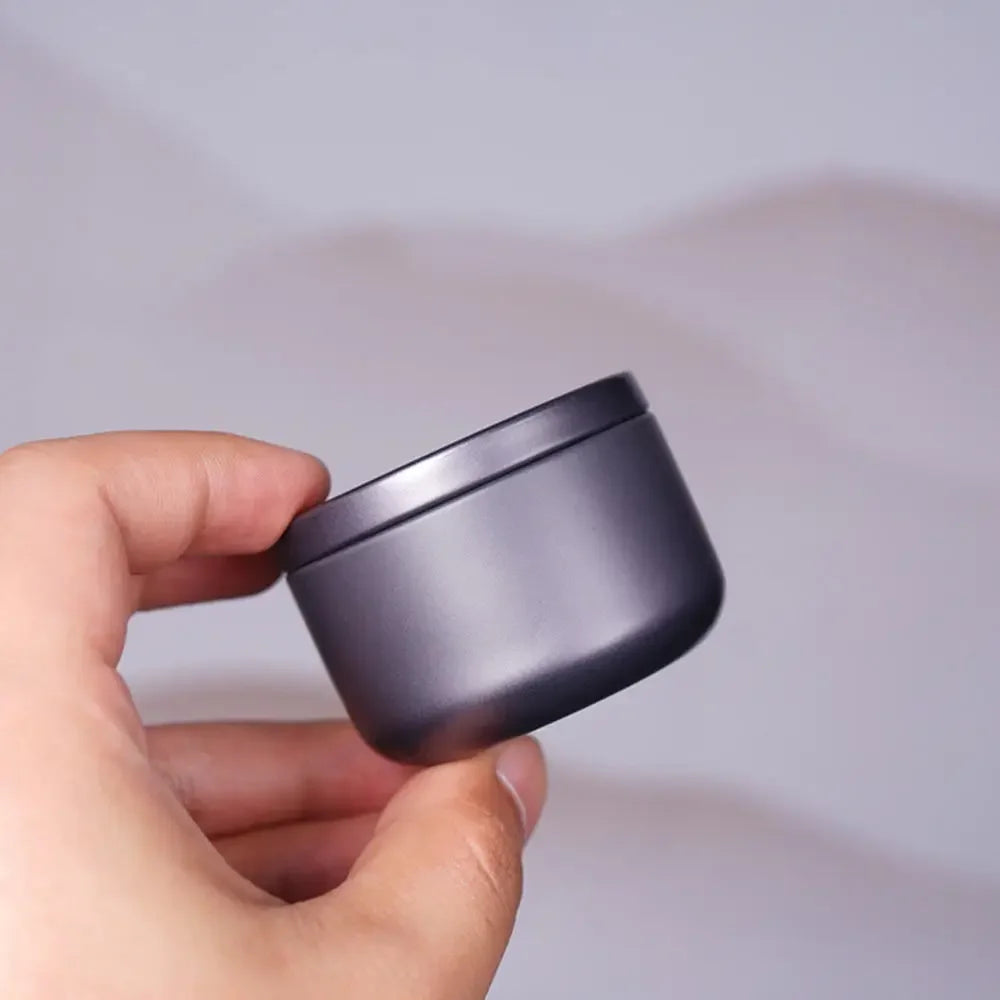 1PCS Portable Tea Can Thick Iron Vanilla Sealed Jar Spice Storage Box Deodorant Container Box Kitchen Gadgets