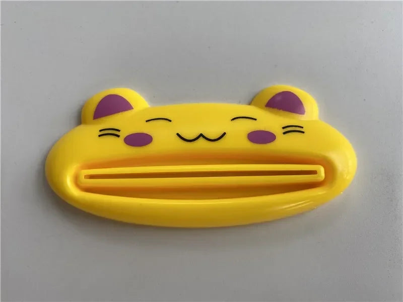 1pcs Cute Animal Multifunction Squeezer / Toothpaste Squeezer Home Commodity Bathroom Tube Cartoon Toothpaste Dispenser