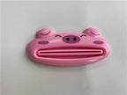1pcs Cute Animal Multifunction Squeezer / Toothpaste Squeezer Home Commodity Bathroom Tube Cartoon Toothpaste Dispenser